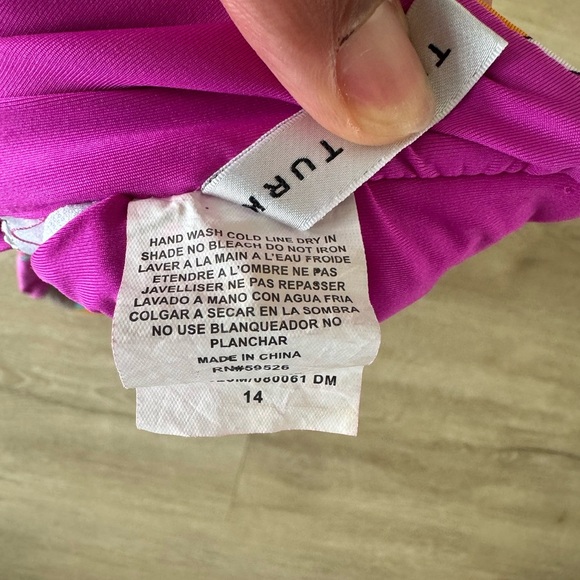 Trina Turk Gemini Plunge Maillot One Piece Swimsuit Vibrant Colorful SZ 14 - Picture 7 of 7